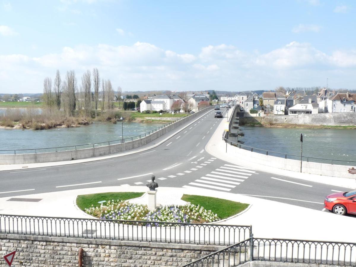 Le Pont Royal Apartment Amboise Exterior photo